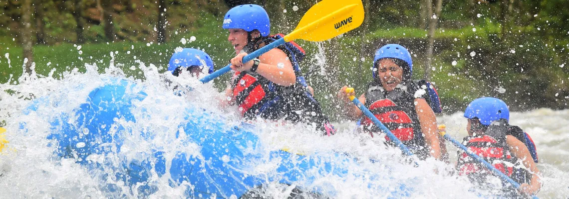 River rafting class 4, Adrenaline experiences