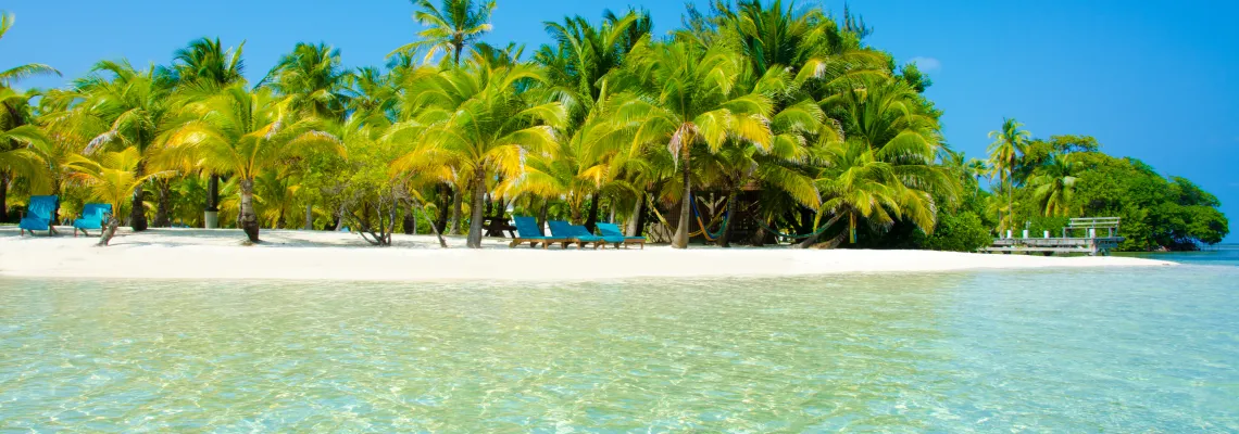 White Sand Beaches in the Caribbean of Belize, Travel To Belize
