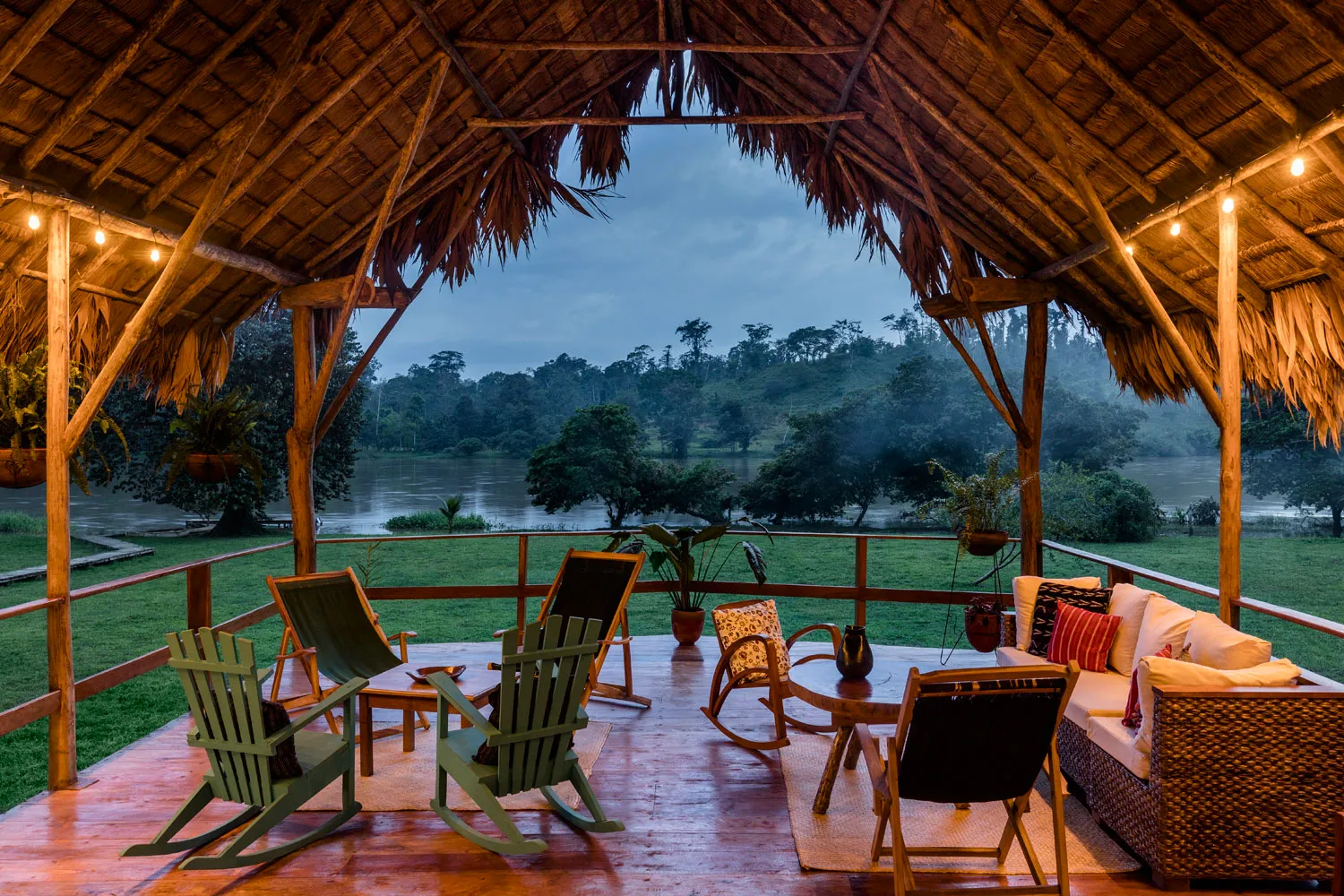 Lounge area and river view