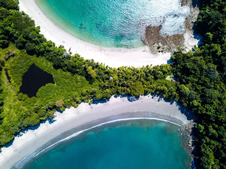 Beach Manuel Antonio